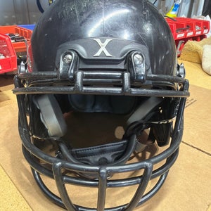USED XENITH X2E+ YOUTH FOOTBALL HELMET - MEDIUM - BLACK