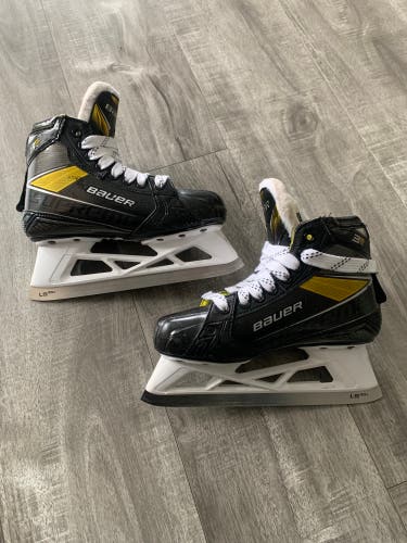 Used Intermediate Bauer Supreme 3S pro Hockey Goalie Skates Regular Width Size 4
