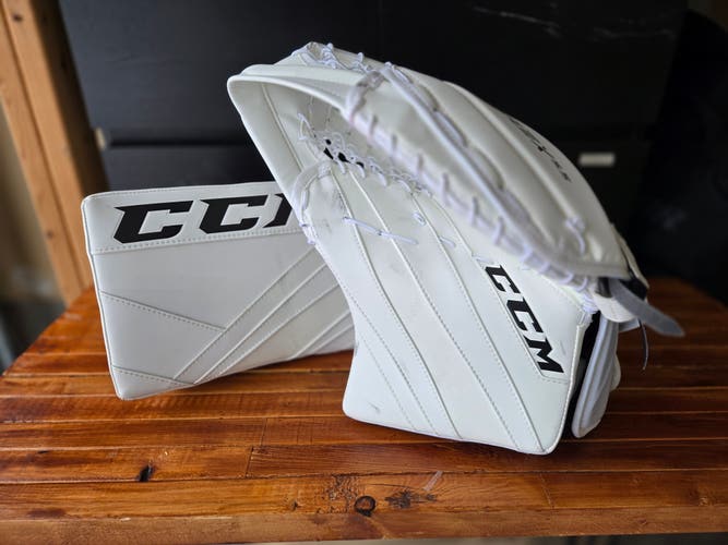 CCM EFlex 5.5 Senior Goalie Glove & Blocker Set All White (Like New)