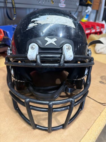 USED XENITH X2E+ YOUTH FOOTBALL HELMET - MEDIUM - BLACK
