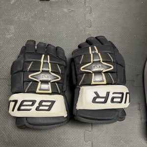 Bauer Nexus N9000 hockey gloves