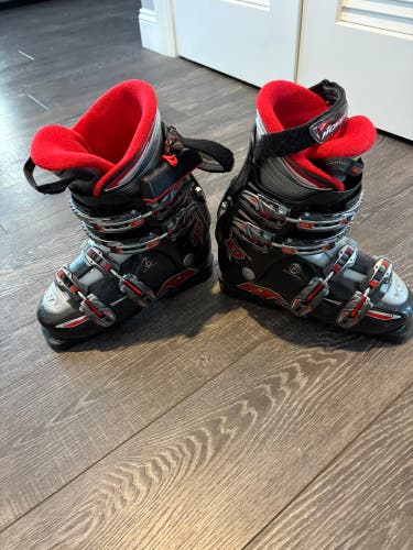 Nordica Easy Move 10 Ski Boots (Used)