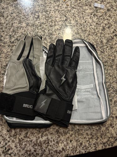 XL Batting Gloves (New)