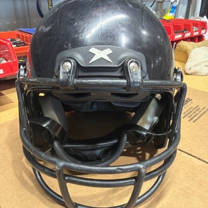 USED XENITH X2E+ YOUTH FOOTBALL HELMET - MEDIUM - BLACK