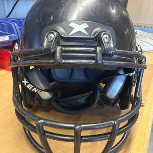 USED XENITH X2E+ YOUTH FOOTBALL HELMET - MEDIUM - BLACK