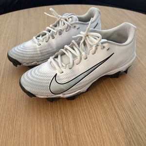 Men's Size M 9.0 (W 10.0) Nike Vapor Edge Shark Low Top Turf Cleats (Used)