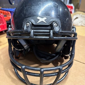 USED XENITH X2E+ YOUTH FOOTBALL HELMET - MEDIUM - BLACK