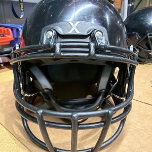 USED XENITH X2E+ YOUTH FOOTBALL HELMET - MEDIUM - BLACK