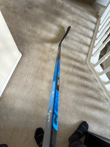 Custom CCM JetSpeed FT8 Pro Right Handed Hockey Stick P29 75 Flex Pro Stock Very good condition
