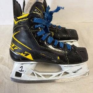 Black CCM Super Tacks 9380 Hockey Skates Regular Width Size 1 (Used)