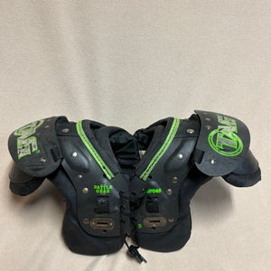 2XS Youth Tag Shoulder Pads (Used)