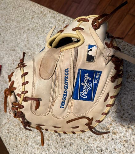 Rawlings Heart of the Hide RH Catcher's Baseball Glove 34" (Used)
