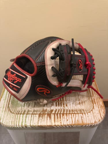 Rawlings Heart of the Hide RH Infield Baseball Glove 11.5" (Used)
