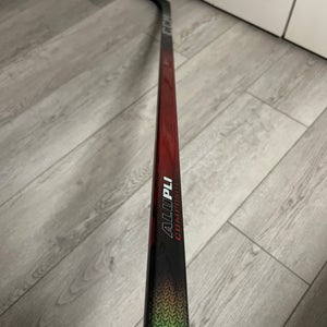 Senior CCM JetSpeed FT8 Pro Left Hand Hockey Stick P28 75 Flex (New)