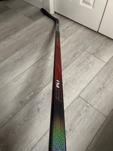 Senior CCM JetSpeed FT8 Pro Left Hand Hockey Stick P28 75 Flex (New)