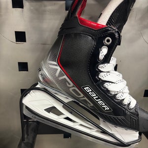 Bauer Hockey Skates 7 (New)