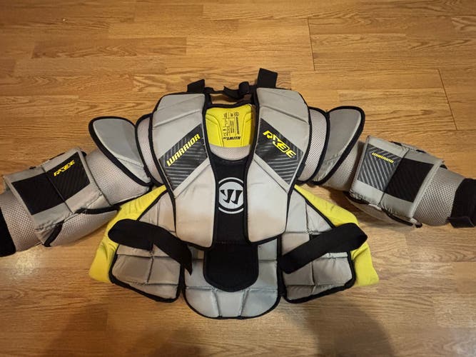 Junior Large/Extra Large Warrior Ritual X3E Goalie Chest Protector (Used)