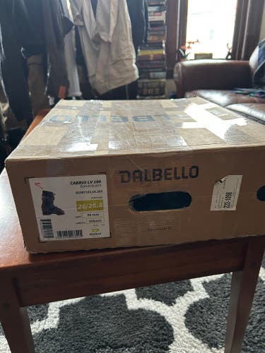 Mondo 26 & 26.5 Men's Dalbello Cabrio All Mountain Ski Boots Medium Flex (New)