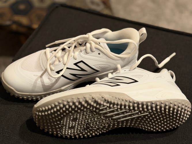 Adult New Balance Velo 4 Turf Shoes