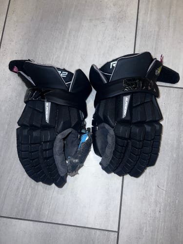 TOWSON STX RZR2 GOALIE GLOVES