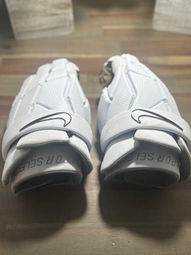 Nike Vapor select Lacrosse Gloves