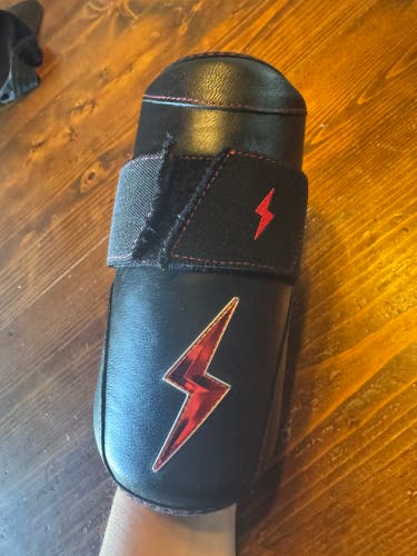 Black Senior Elbow Protection (Used)