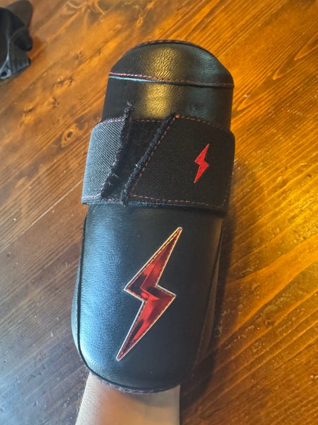 Black Senior Elbow Protection (Used)