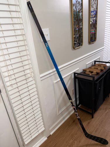 Senior CCM JetSpeed FT8 Pro Lefty P28 70 Flex (Used)