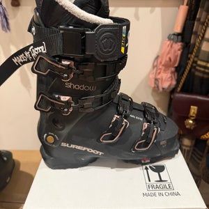 23.5 Women's Lange Shadow 85 LV All Mountain Ski Boots Soft Flex (Used)