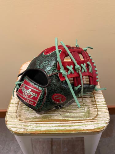 Rawlings Heart of the Hide RH Infield Baseball Glove 11.5" (Used) Full Recon