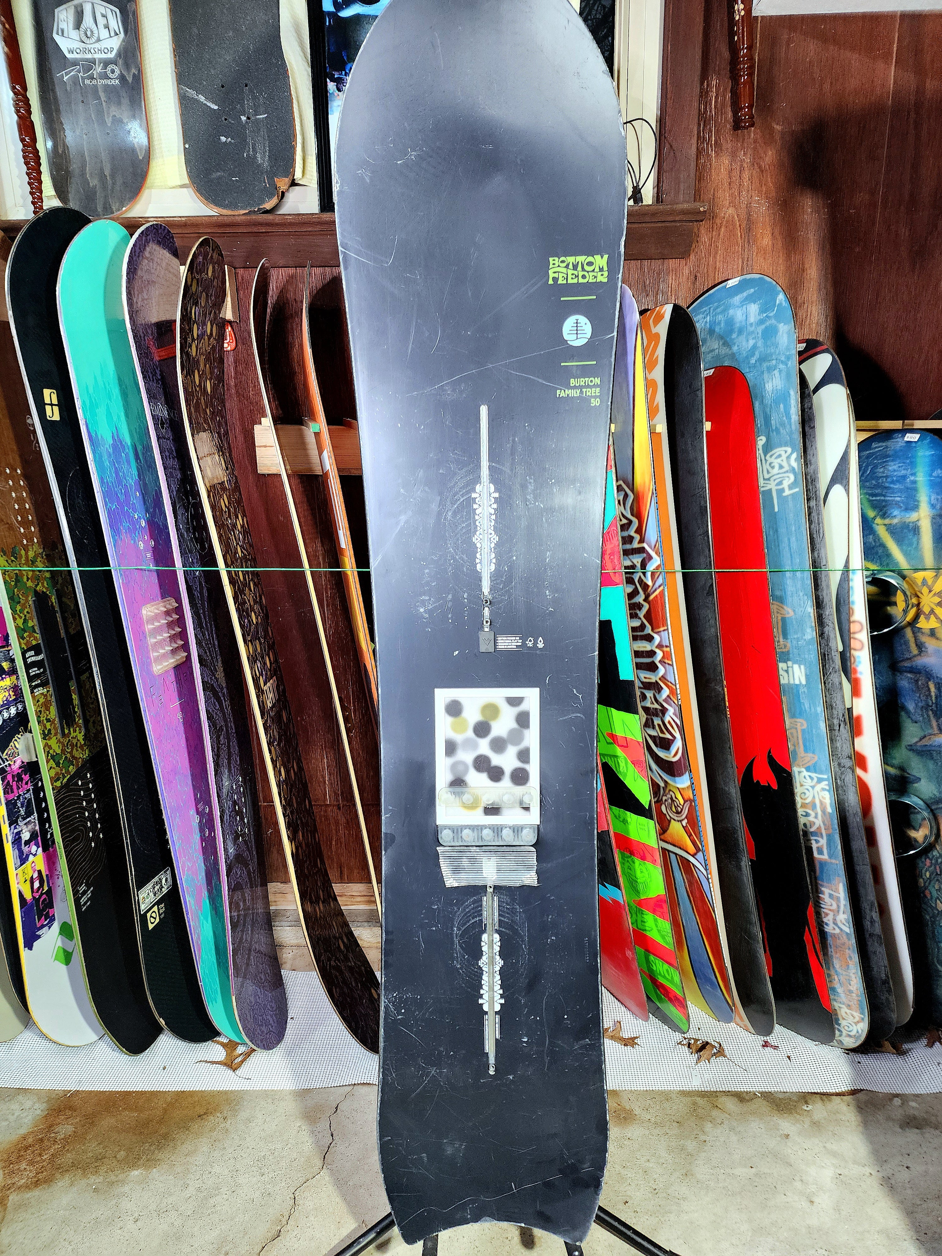 New Burton Snowboard - Family Tree Mystery Juice Wagon 157