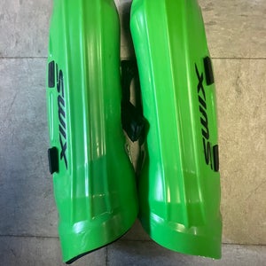 Shin Guards Medium/Large Swix Shin Guard (New)