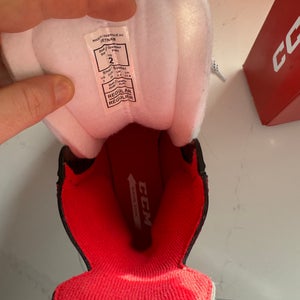 CCM JetSpeed FT455 Hockey Skates Regular Width Size 2 (New)