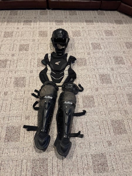 Black/Gray Easton Catcher's Set (Used)