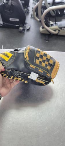 Used Franklin 11.5 BB/SB Glove RH Throw Black 11 1/2" 11497-C000155434