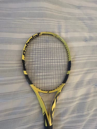 Adult Babolat Pure Aero (2019) Tennis Racquet (Used)