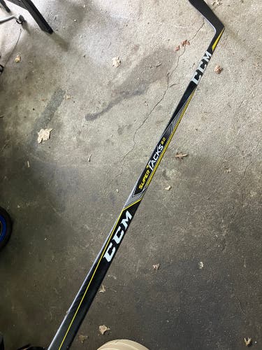 Senior CCM Super Tacks 2.0 Left Hand Hockey Stick Heel Pattern 85 Flex Pro Stock (New)