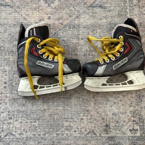 Bauer Vapor X30 Hockey Skates 11 (Used)