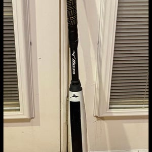 2024 Mizuno CRBN Pro Composite Bat (-10) 23 oz 33" (Used)