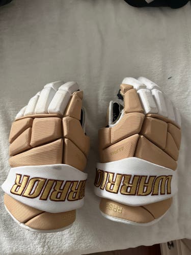 Warrior Alpha Pro Gloves 14" Senior (Used)