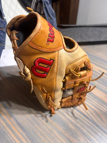 Wilson A2000 1786 RH Baseball Glove 11.5" (Used)