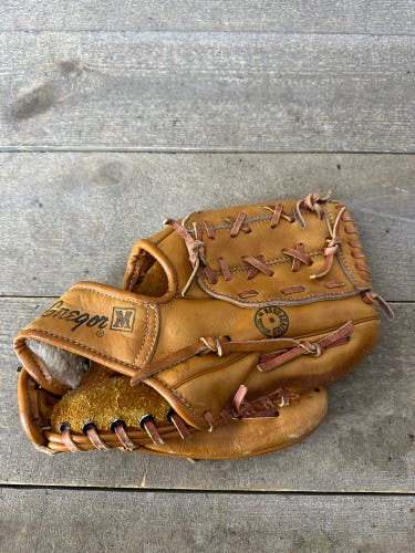 Vintage MacGregor G19T Joe Morgan Youth 10" Baseball Glove Right Handed Throw