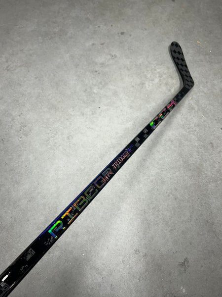 40 Flex P28 Junior CCM RibCor Trigger 9 Pro Left Hand Hockey Stick Pro Stock (New)