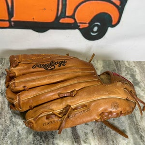 Rawlings RGB90 RH Baseball Glove 11" (Used)