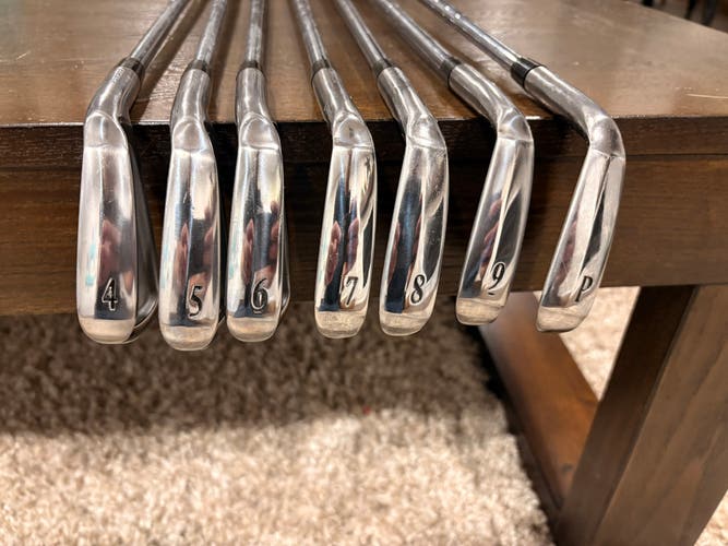 Men's 2013 Srixon Z 745 Right Handed Iron Set Stiff Flex Steel Shaft (Used)