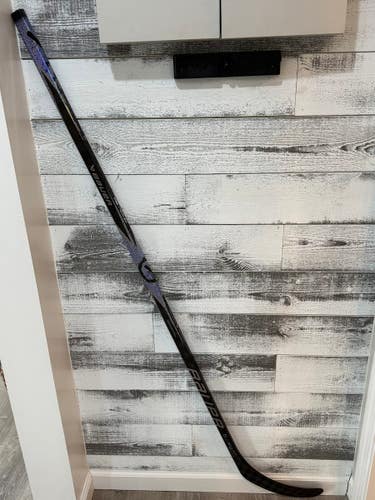 NEW Senior Proto2 Right Handed Hockey Stick P92  70 flex