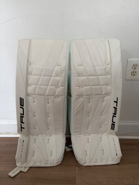 26" True Catalyst SE Goalie Leg Pads (Used)