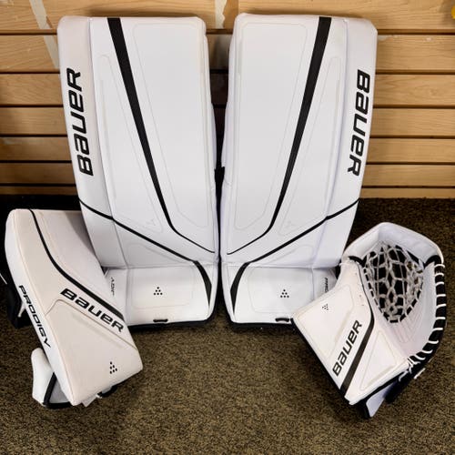 2024 Bauer Prodigy Youth Large (24+) Full Set Regular (New)