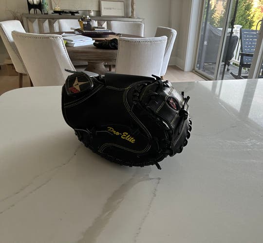 ALL STAR PRO-ELITE® SOLID BLACK - CATCHERS MITT