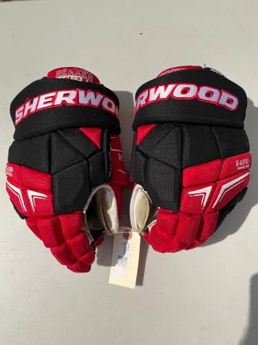Sher-Wood Rekker Legend 1 Gloves 14" (Used)
